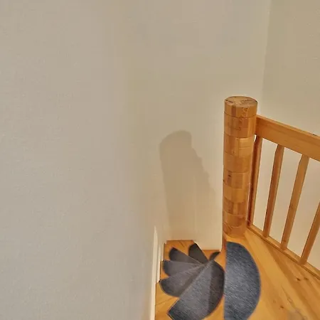 Bergstrasse 62 Bergstrasse 62 17 Apartamento